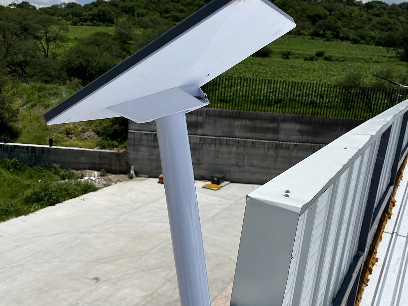 Antena para redes inalámbricas y enlaces WiFi